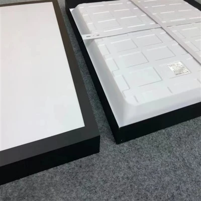 Lampu Panel LED 60x60cm yang Dipasang di Permukaan