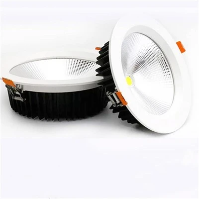 Lampu Downlight LED Tiga Warna