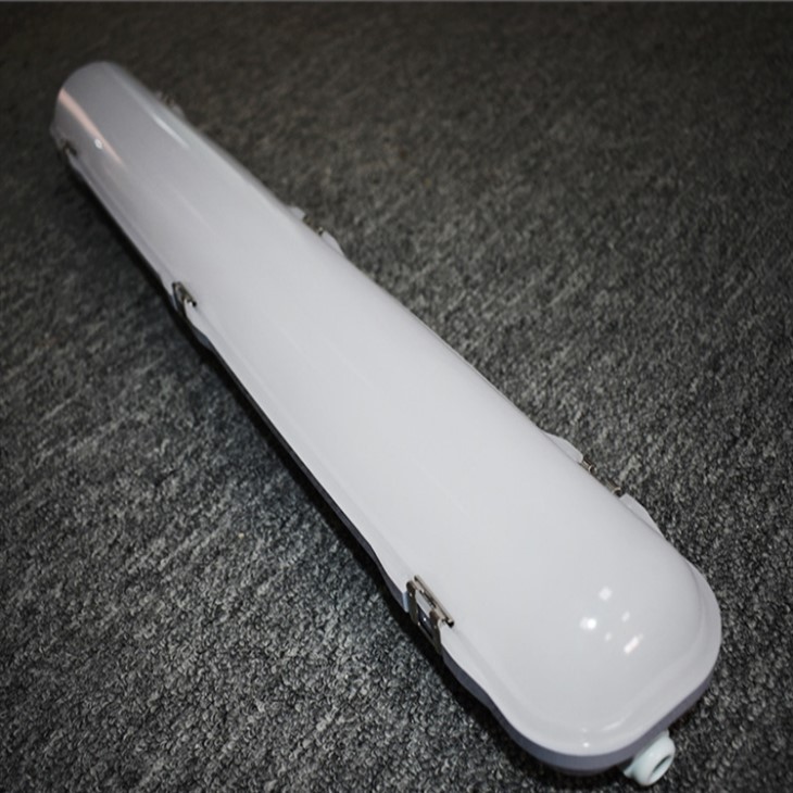 Tri-proof Light Fixture 120lm/w 18W